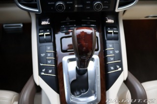 Porsche Cayenne S 4.8 V8 4X4 294kW ČR 2011