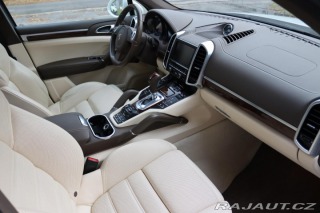 Porsche Cayenne S 4.8 V8 4X4 294kW ČR 2011