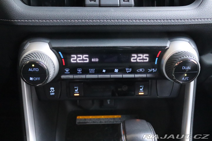 Toyota RAV4 2.5 HYBRID CVT 131kW 2021