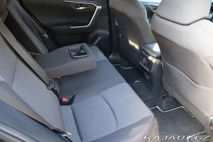 Toyota RAV4 2.5 HYBRID CVT 131kW 2021