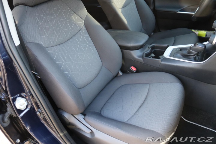 Toyota RAV4 2.5 HYBRID CVT 131kW 2021