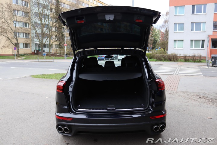 Porsche Cayenne S DIESEL 4.2 V8 283kW 4X4 2017