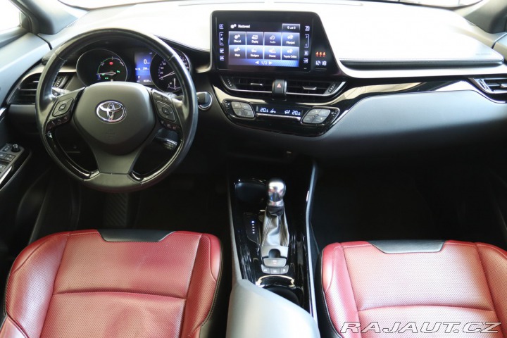 Toyota C-HR 1.8 HYBRID SELECTION 90kW 2018