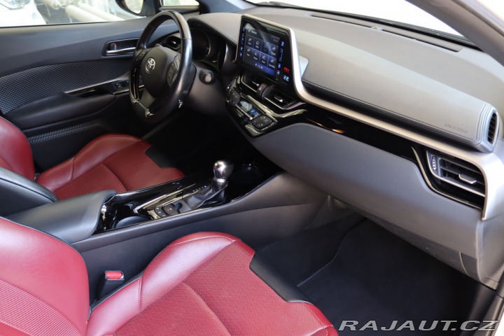 Toyota C-HR 1.8 HYBRID SELECTION 90kW 2018