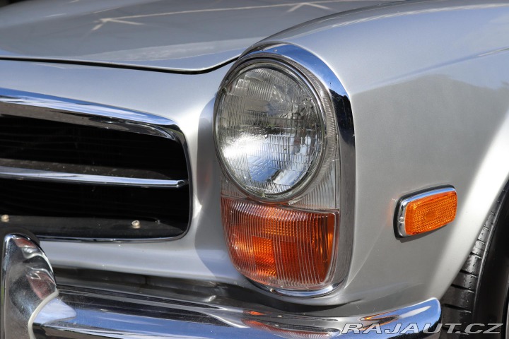 Mercedes-Benz SL W113 280 SL ROADSTER PAGO 1970