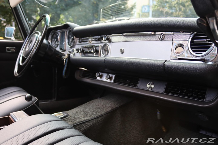 Mercedes-Benz SL W113 280 SL ROADSTER PAGO 1970