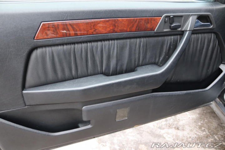 Mercedes-Benz 124 124 320CE AT 162kW 1992