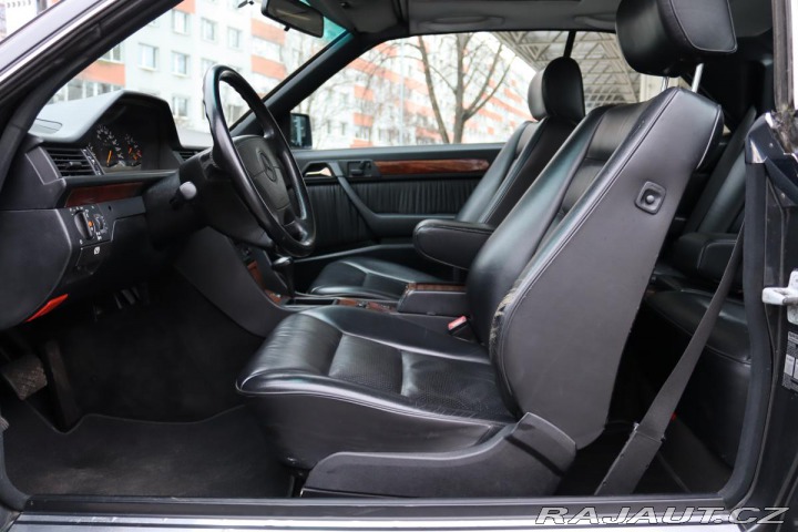 Mercedes-Benz 124 124 320CE AT 162kW 1992