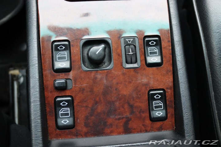 Mercedes-Benz 124 124 320CE AT 162kW 1992
