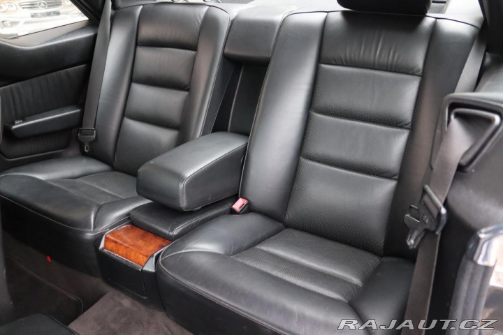 Mercedes-Benz 124 124 320CE AT 162kW 1992
