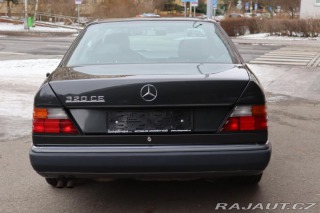 Mercedes-Benz 124 124 320CE AT 162kW 1992