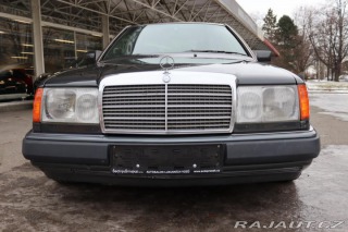 Mercedes-Benz 124 124 320CE AT 162kW 1992