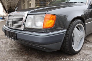 Mercedes-Benz 124 124 320CE AT 162kW 1992