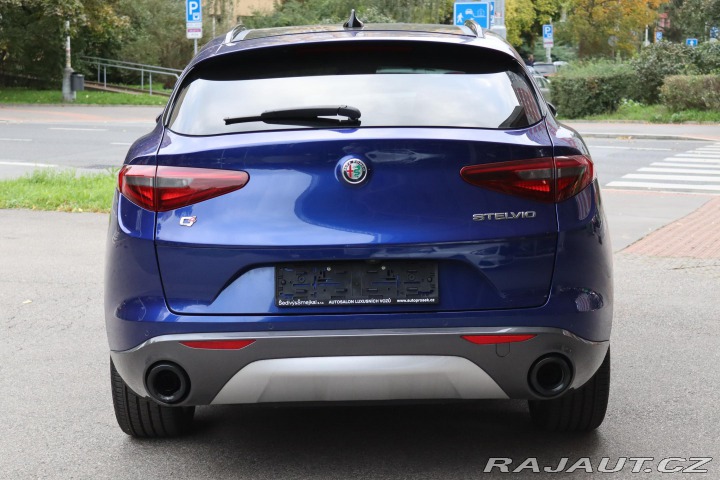 Alfa Romeo Stelvio 2.0TI Q4 206kW DPH 6 TIS 2023