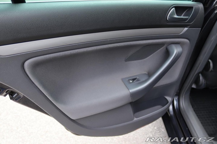 Volkswagen Golf VARIANT 1.4TSI ! NA OPRAV 2009