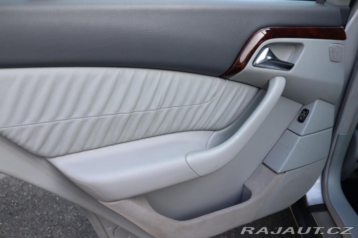 Mercedes-Benz S S 320 165kW 1998