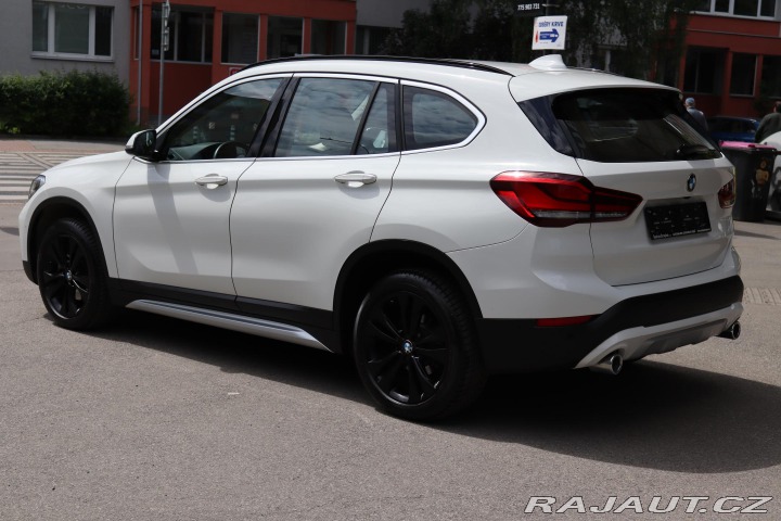 BMW X1 18D STEPTRONIC XLINE F48 2022
