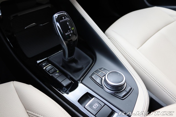 BMW X1 18D STEPTRONIC XLINE F48 2022