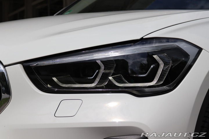 BMW X1 18D STEPTRONIC XLINE F48 2022