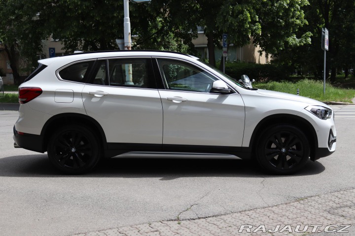 BMW X1 18D STEPTRONIC XLINE F48 2022
