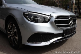 Mercedes-Benz E E 300e PLUG-IN HYBRID KOM 2021