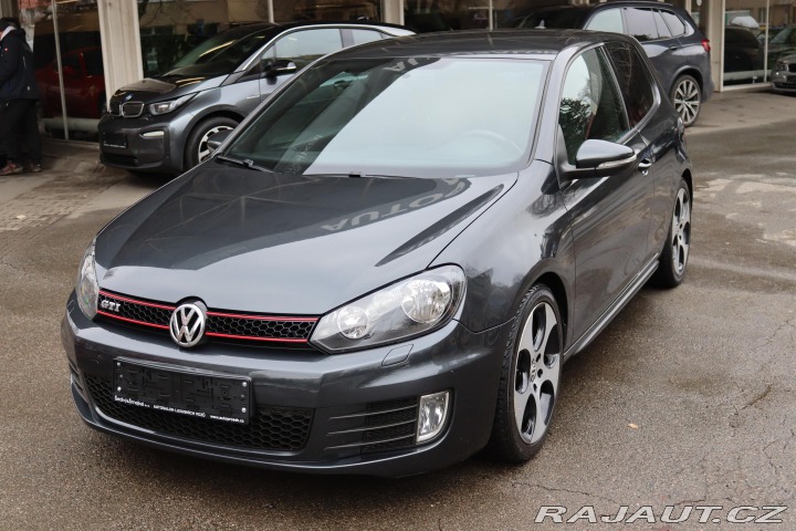 Volkswagen Golf GTI 2.0TSI 147kW S 2011