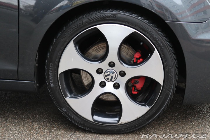 Volkswagen Golf GTI 2.0TSI 147kW S 2011