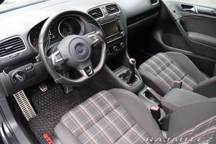 Volkswagen Golf GTI 2.0TSI 147kW S 2011