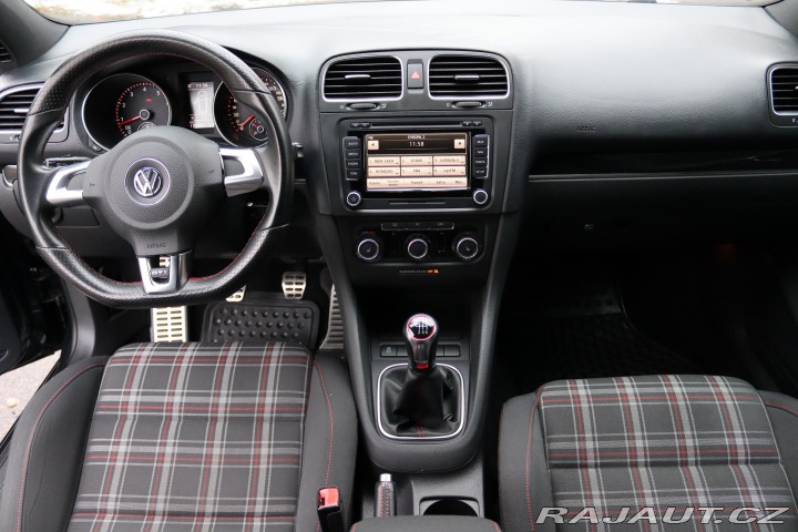 Volkswagen Golf GTI 2.0TSI 147kW S 2011