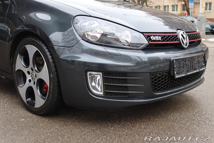 Volkswagen Golf GTI 2.0TSI 147kW S 2011