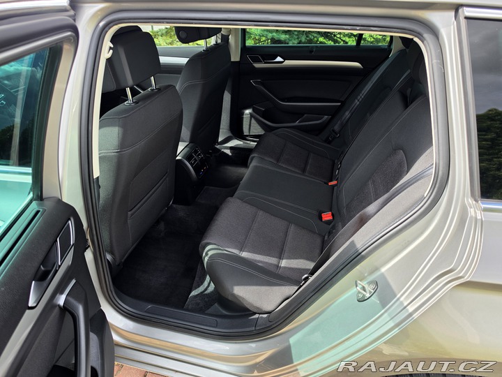 Volkswagen Passat B8 COMFORT 1.4 TSI 92 KW 2016