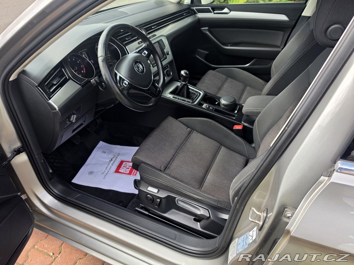 Volkswagen Passat B8 COMFORT 1.4 TSI 92 KW 2016