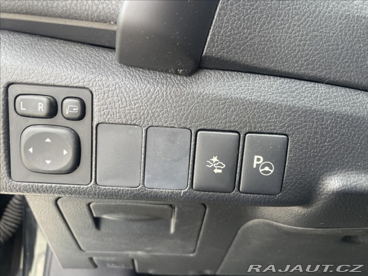 Toyota Auris 1,8 i 73kw Hybrid e-CVT b 2018