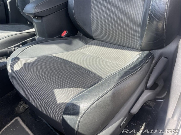 Toyota Auris 1,8 i 73kw Hybrid e-CVT b 2018