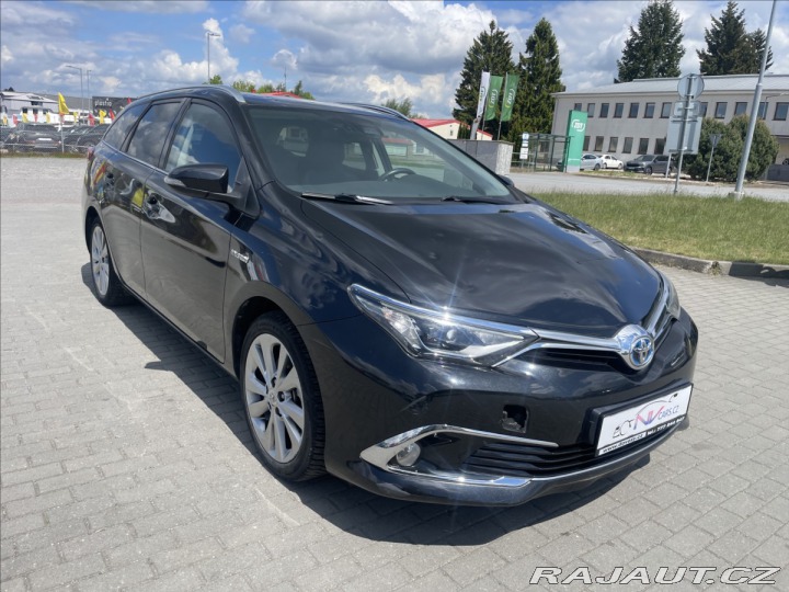 Toyota Auris 1,8 i 73kw Hybrid e-CVT b 2018