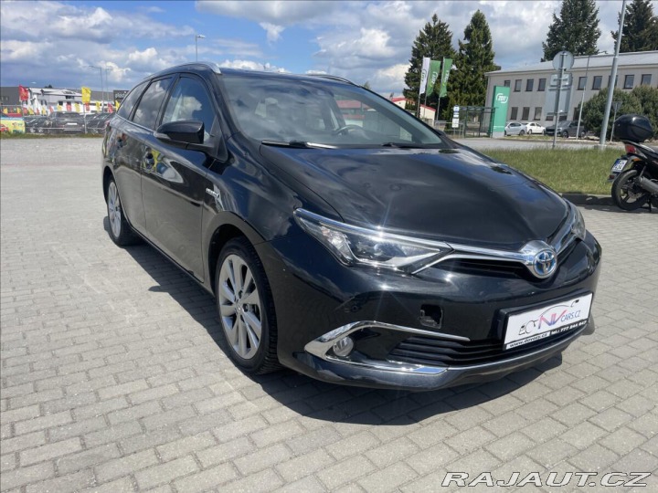 Toyota Auris 1,8 i 73kw Hybrid e-CVT b 2018