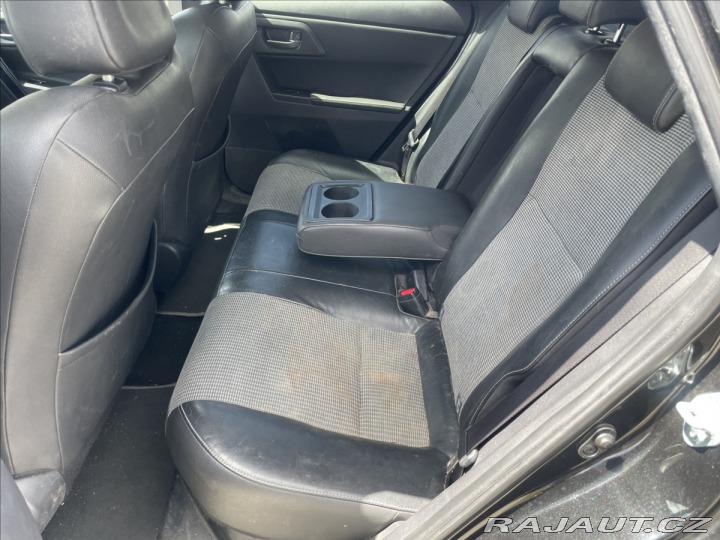 Toyota Auris 1,8 i 73kw Hybrid e-CVT b 2018