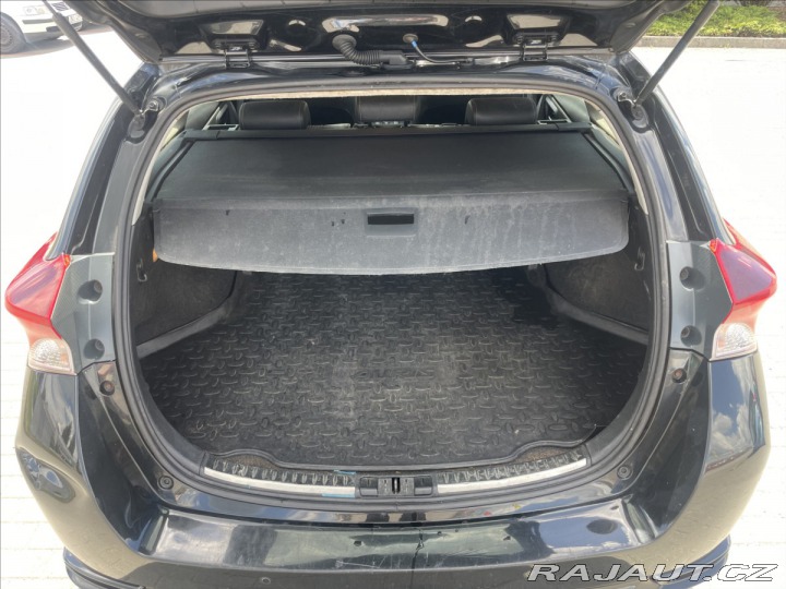 Toyota Auris 1,8 i 73kw Hybrid e-CVT b 2018