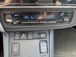 Toyota Auris 1,8 i 73kw Hybrid e-CVT b 2018