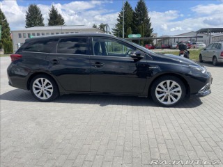 Toyota Auris 1,8 i 73kw Hybrid e-CVT b 2018
