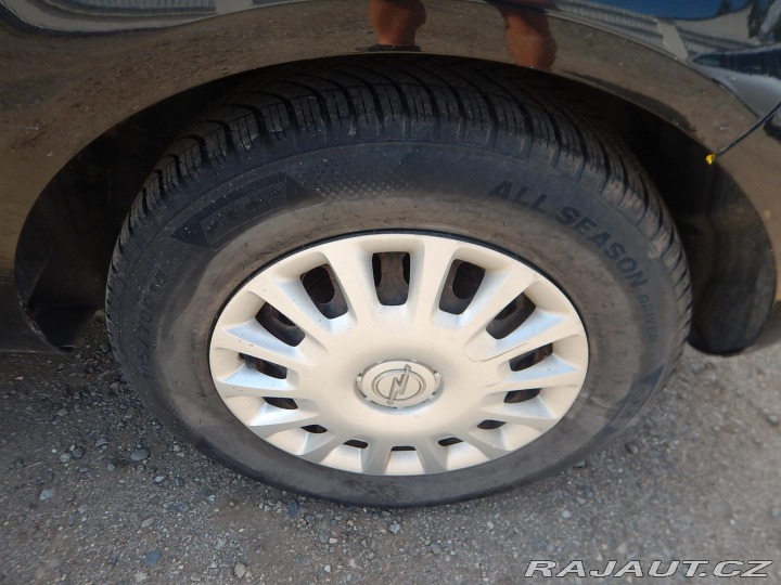 Opel Corsa 1.4i, KLIMA 2011