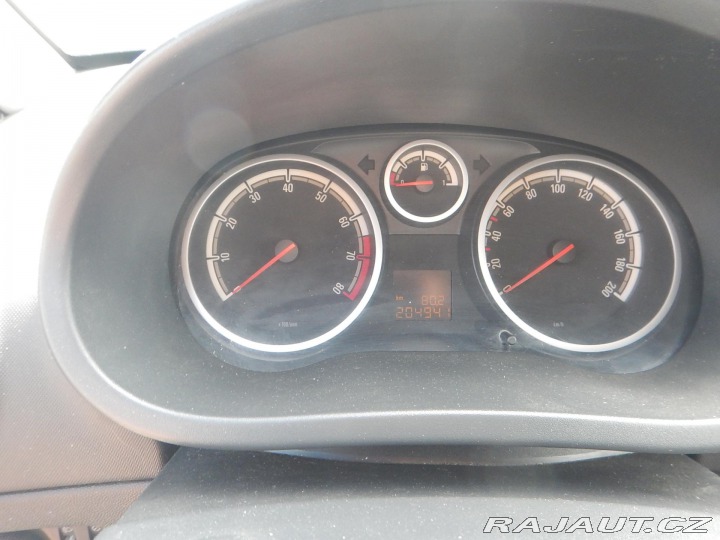 Opel Corsa 1.4i, KLIMA 2011