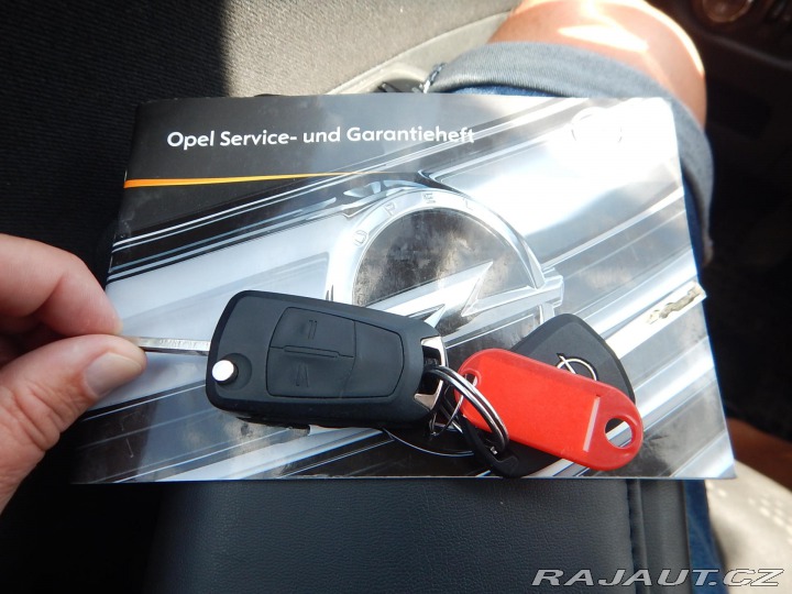 Opel Corsa 1.4i, KLIMA 2011