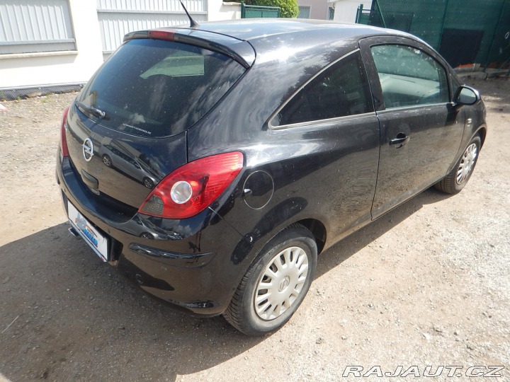 Opel Corsa 1.4i, KLIMA 2011
