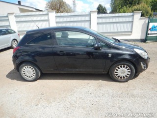 Opel Corsa 1.4i, KLIMA 2011