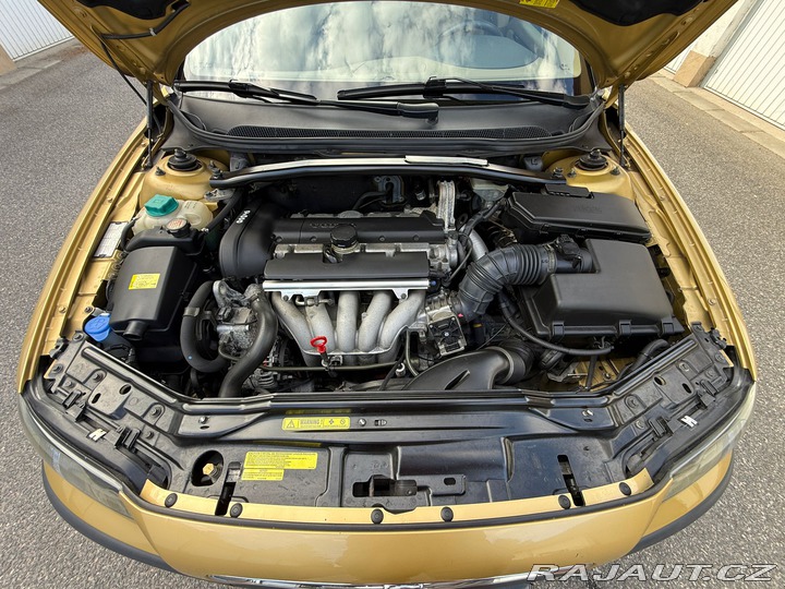 Volvo S60 S60 2.4-NOVÉ V ČR-2 MAJ. 2001