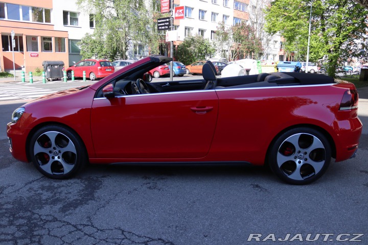 Volkswagen Golf CABRIO GTI 2.0TSI DSG 155 2012