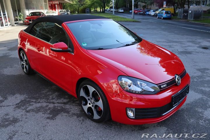 Volkswagen Golf CABRIO GTI 2.0TSI DSG 155 2012