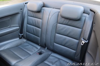 Volkswagen Golf CABRIO GTI 2.0TSI DSG 155 2012