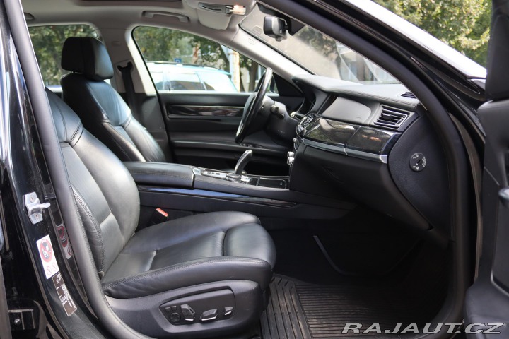 BMW 7 730D XDRIVE F01 190kW 2015